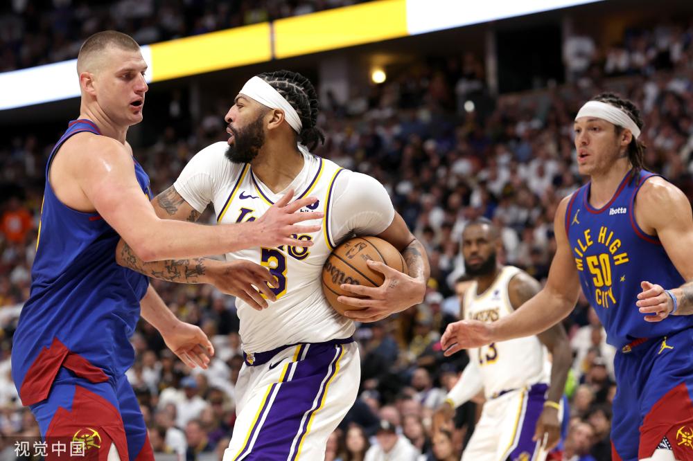 就因与球员 就因与球员