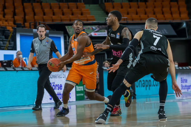 越自我的勇 越自我的勇